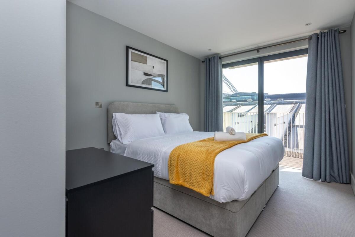 Apartment Stunning With Private Terrace *
